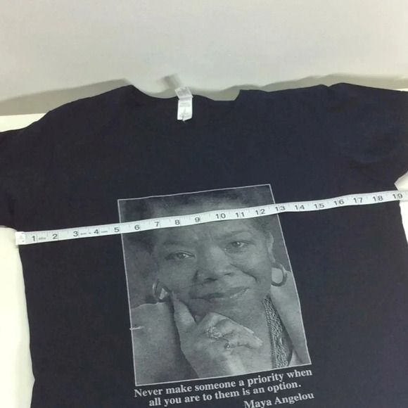 Vintage Maya Angelou T-Shirt - Picture 6 of 6